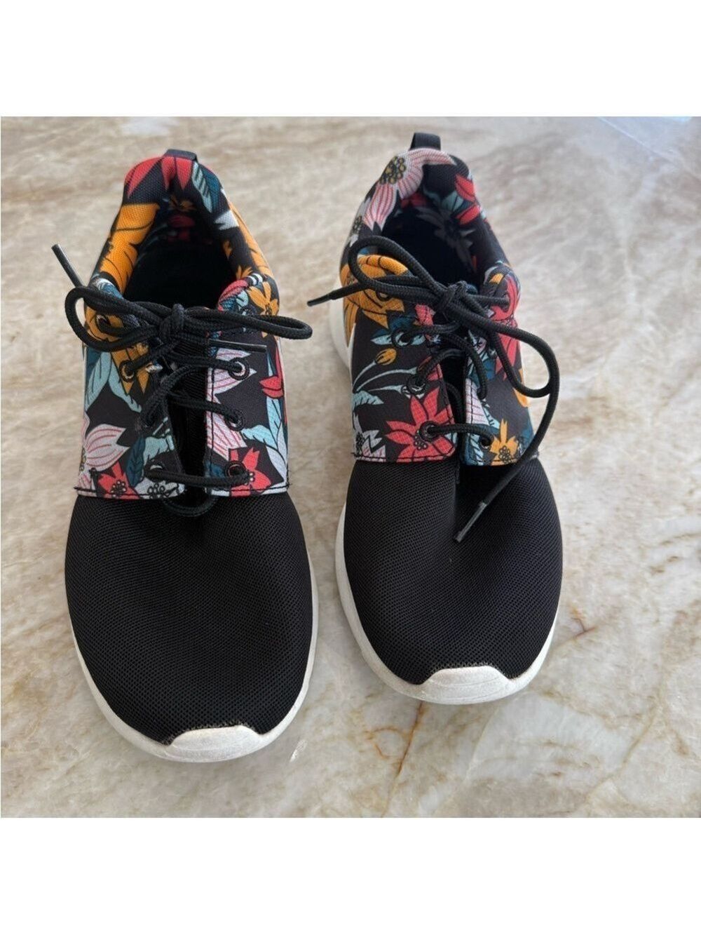 Nike Roshe Aloha Floral Black Sneakers Labron James 6.5 37.5